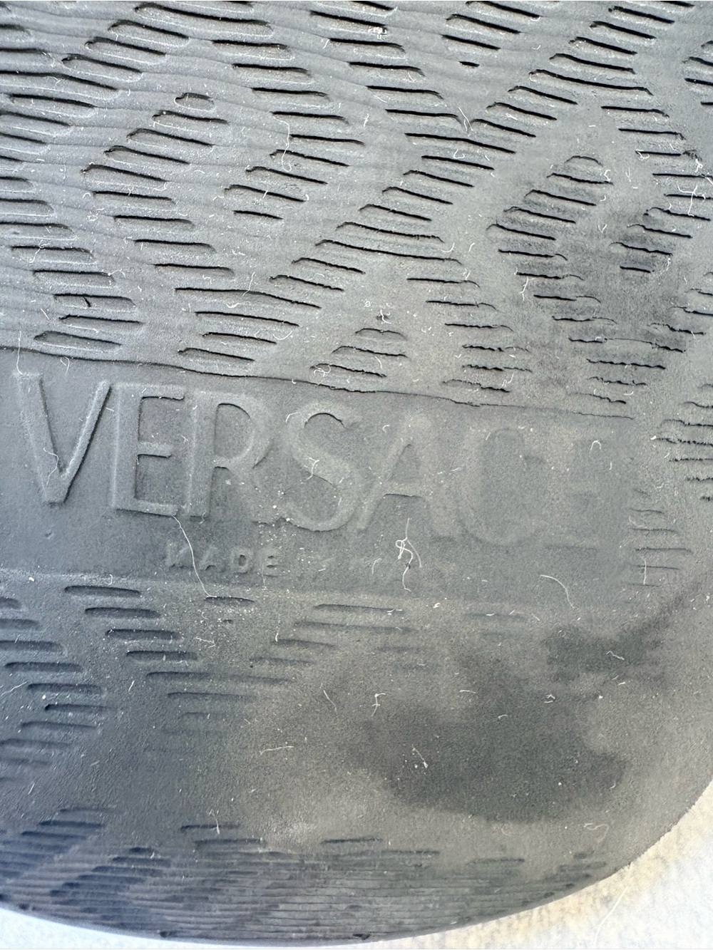 Versace  All Over Logo - Black - Rubber Slide Sandals Slip On Shoes - Size 7-7.5 - Picture 12 of 12